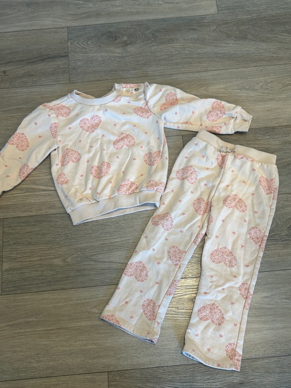 Juicy Couture Cream and Pink Heart Print Set Size 4T